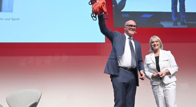 Bundesrat Maertin Pfister und Elisabeth Schneider-Schneiter, präsidentin Handelskammer beider Basel