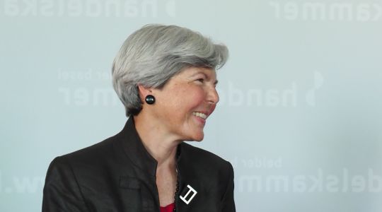 Potraitfoto von Professorin Christa Tobler