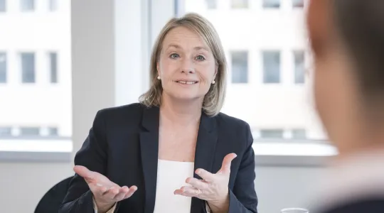 Das Bild zeigt Handelskammer-Präsidentin Elisabeth Schneider-Schneiter