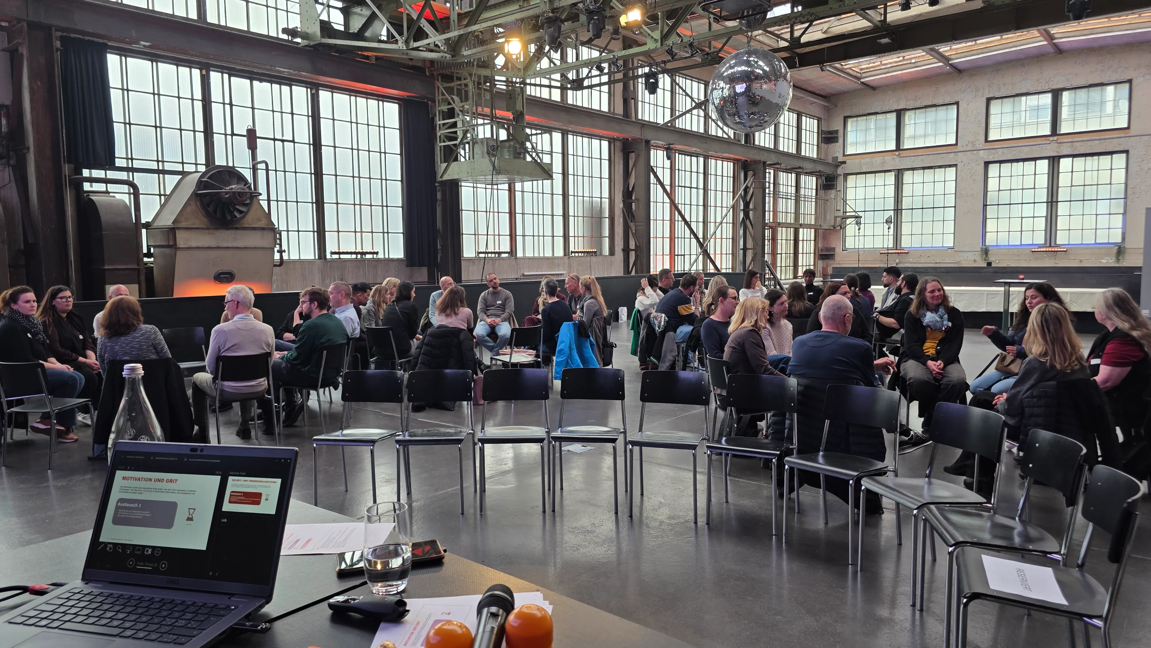 Das Bild zeigt Teilnehmende beim ERFA-Anlass 2026 